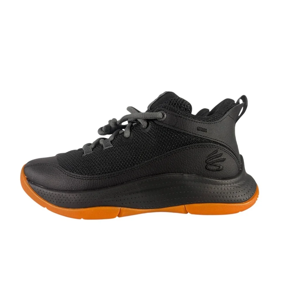 Under Armour Stephen Curry 3Z5 Kids Size 5 Black Sneakers New W Box